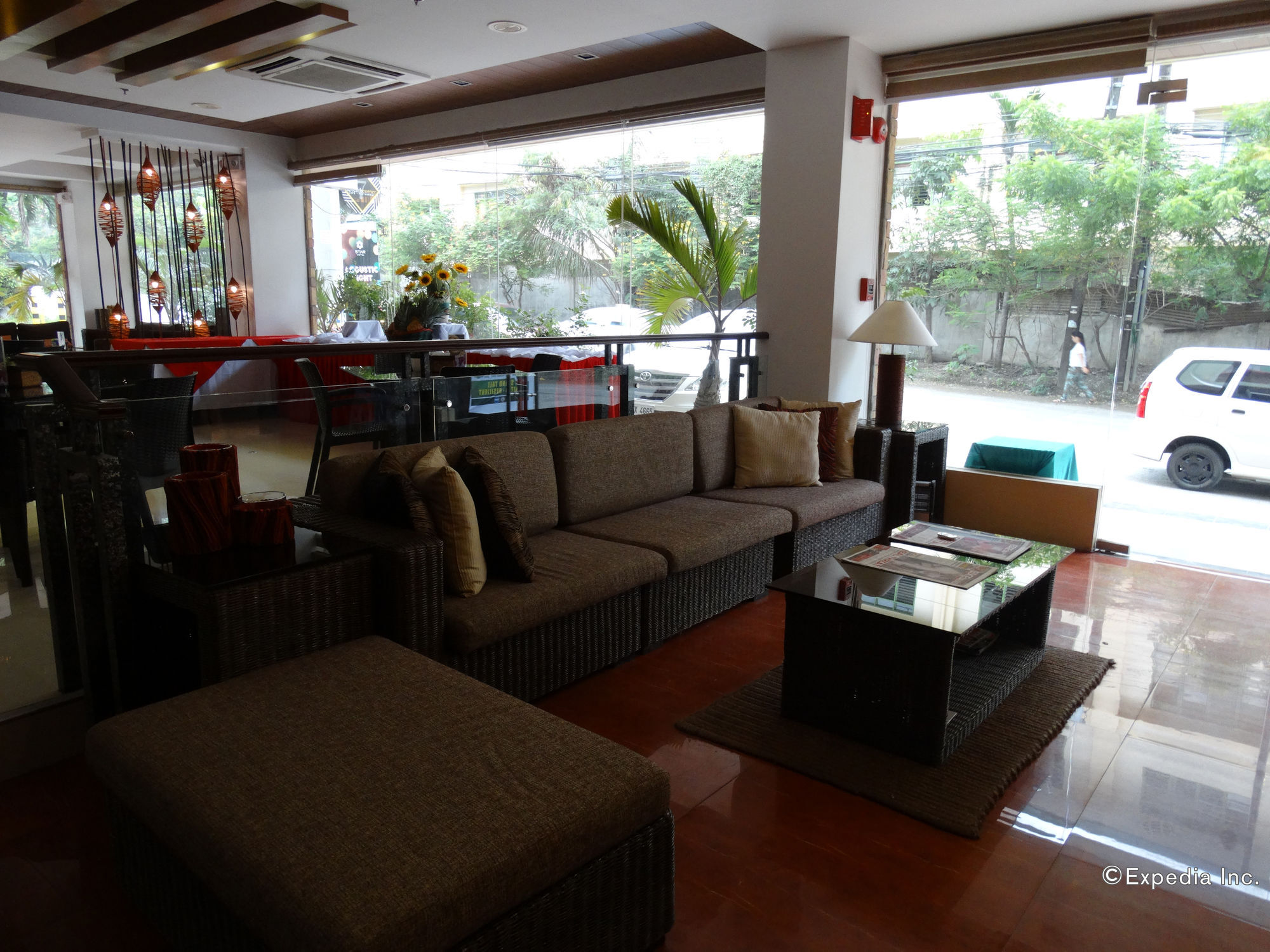 Star Hotel Davao Екстер'єр фото