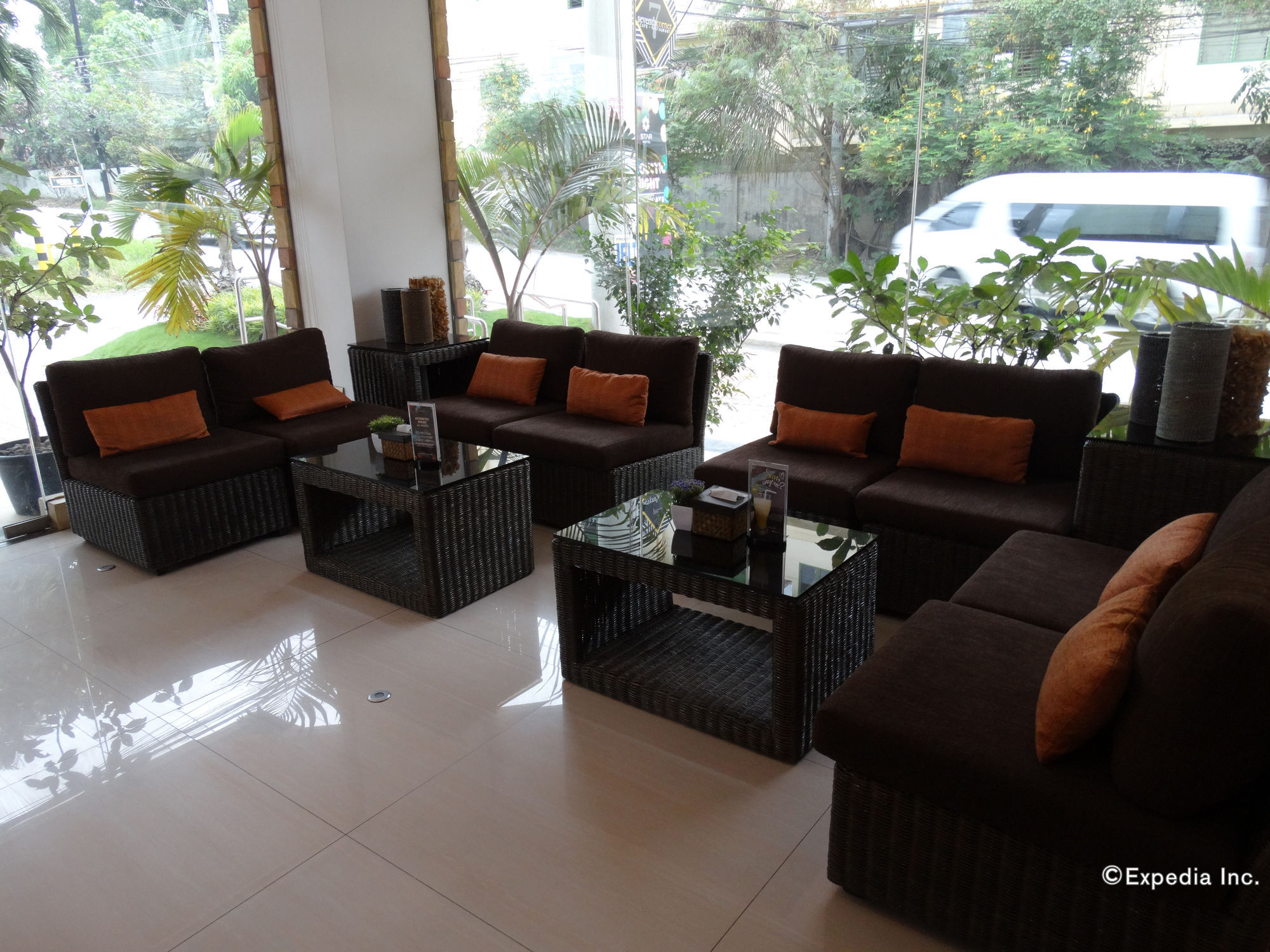 Star Hotel Davao Екстер'єр фото
